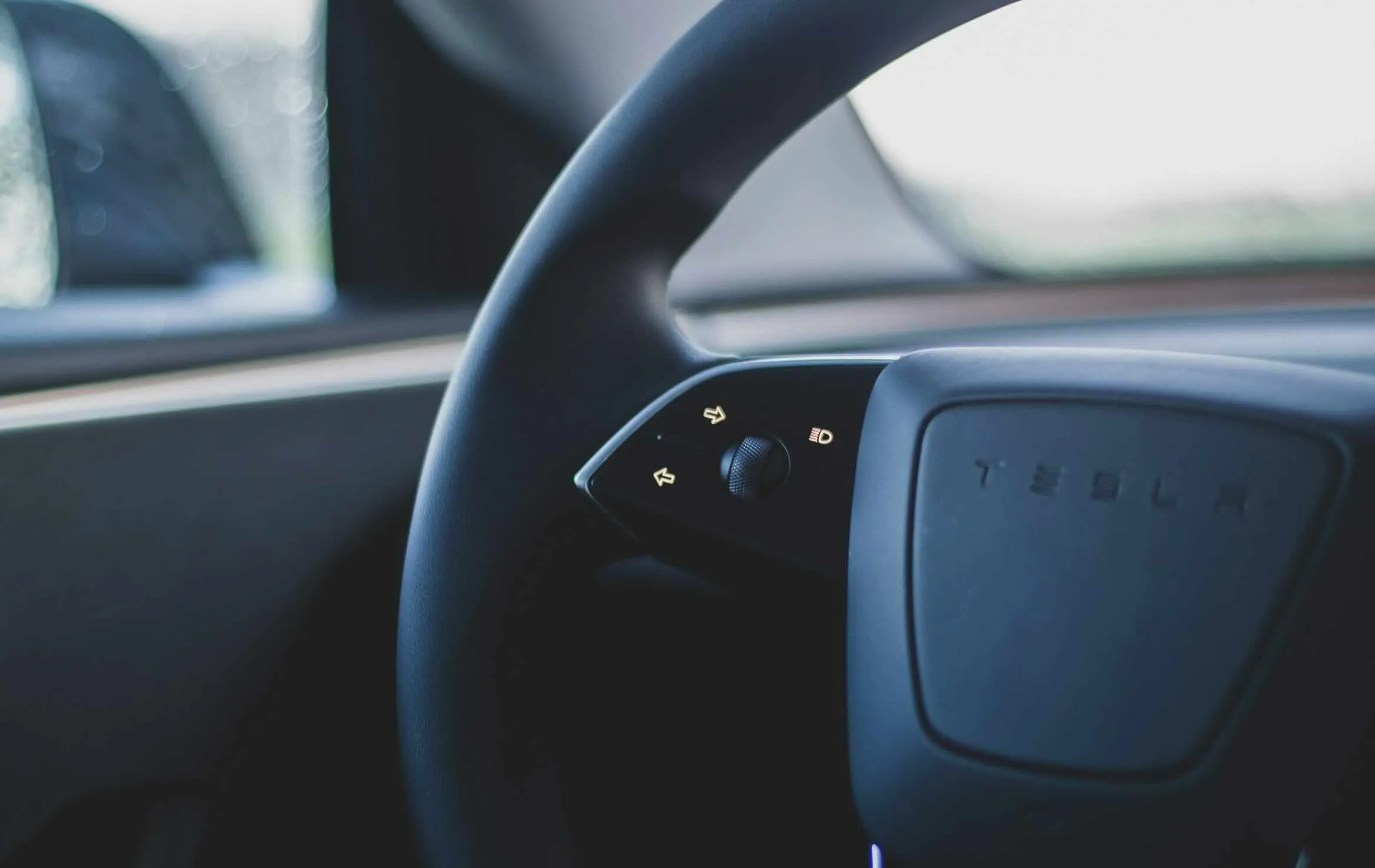 Tesla rental in Paris: Model 3 and Model Y, accessible electric excellence