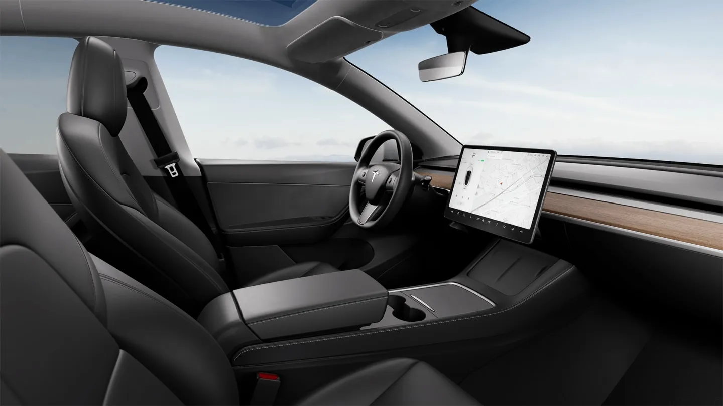 Tesla Model 3 and Model Y: premium, made accessible